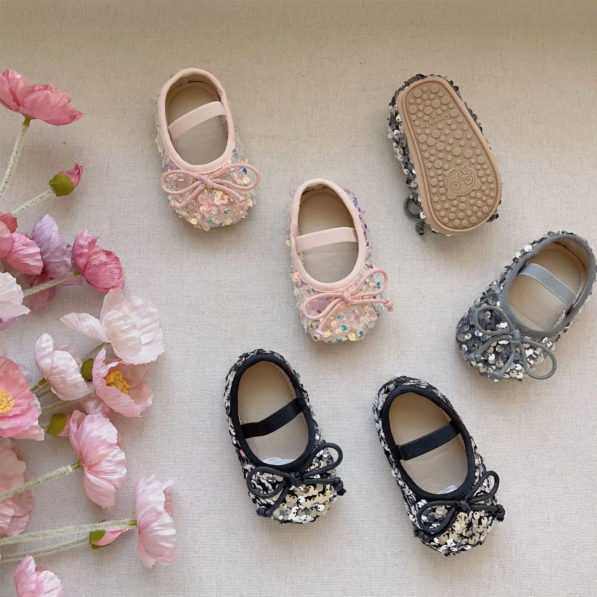 Pink Sequin Princess Baby Shoes for Girls — feature 3