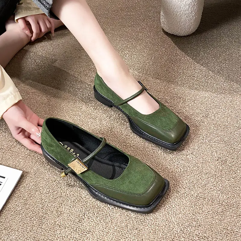 French Style Retro Flat Bottom Grandma Shoes Women's Shallow Mouth Design Sense Color-matching Square Head Elegant Mary Jane Shoes Women - Image 2