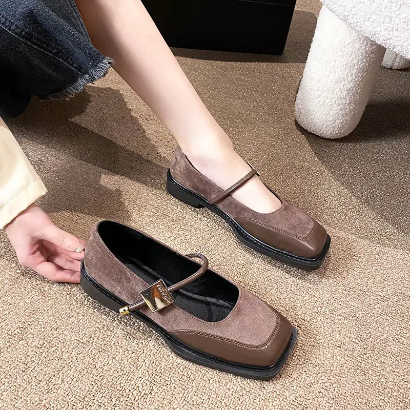 French Style Retro Flat Bottom Grandma Shoes Women's Shallow Mouth Design Sense Color-matching Square Head Elegant Mary Jane Shoes Women - Image 3