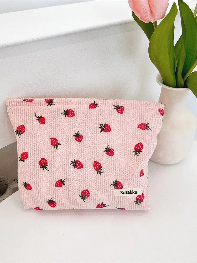 Strawberry Print Large Capacity Casual Shoulder Bag - Image 6