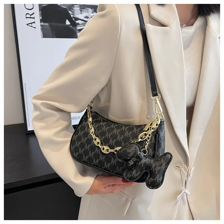 2024 New Women's Brown Leather Messenger Bag with Gold Chain — feature 11