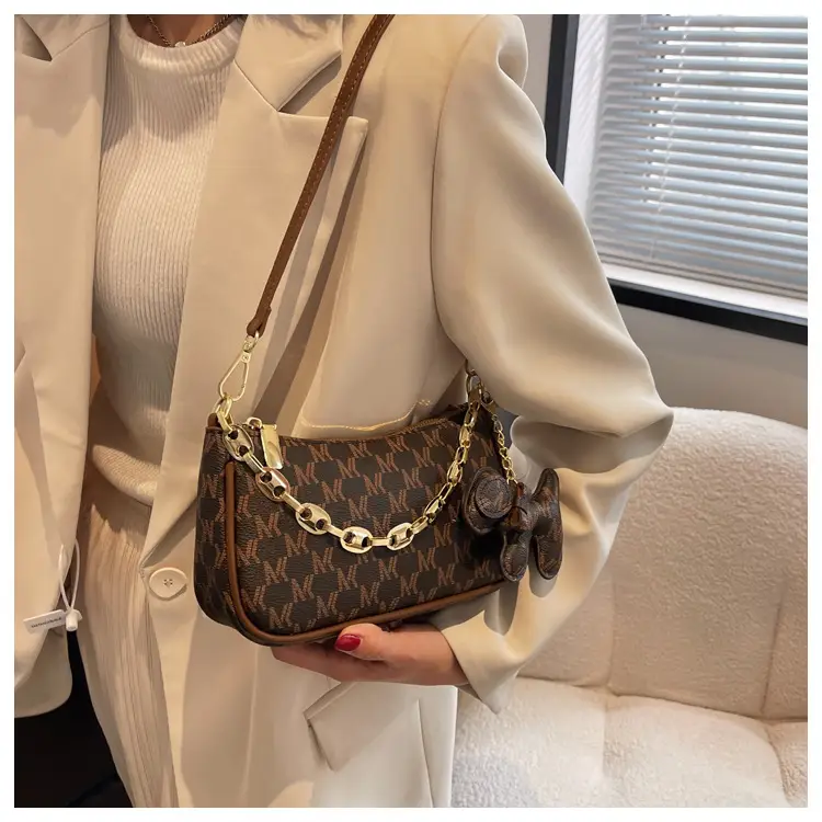 2024 New Women's Brown Leather Messenger Bag with Gold Chain — feature 14