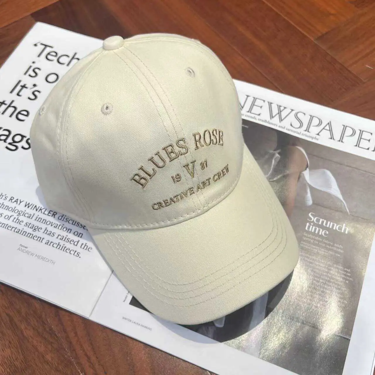 Women Baseball Cap Beige 1970s Embroidered - Image 10