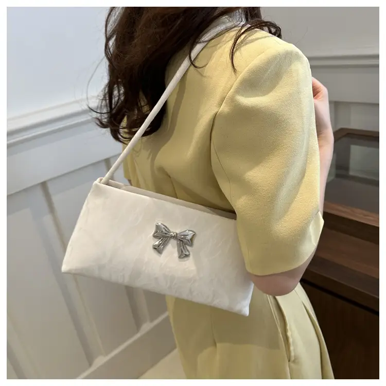 Black Bow Embroidered Women's Shoulder Bag — feature 10