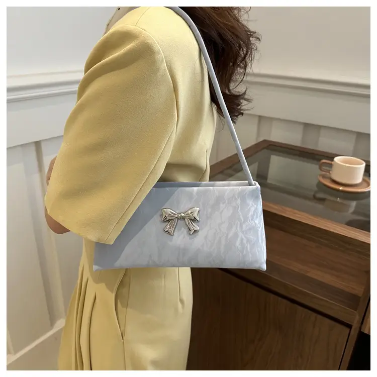 Black Bow Embroidered Women's Shoulder Bag — feature 14