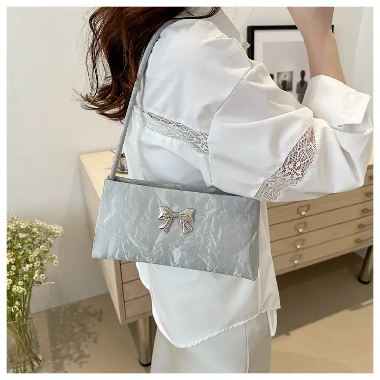 Black Bow Embroidered Women's Shoulder Bag — feature 16