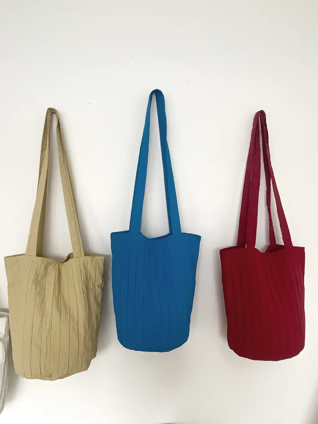 Blue Nylon One-shoulder Bucket Bag for Women - Image 5
