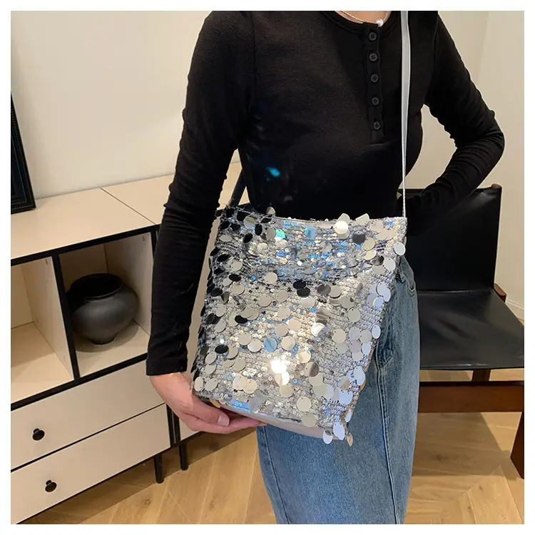 Big Sequins Bucket Bag Women 2024 Summer Western Style — feature 10