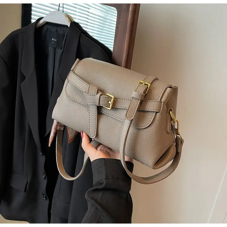 Women's Brown Leather Crossbody Bag with Gold Clasp — feature 19