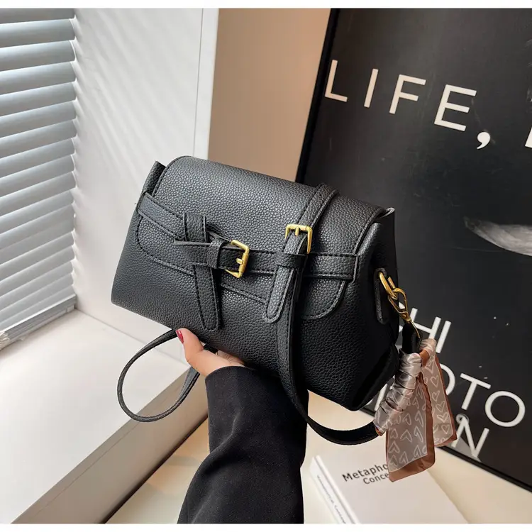 Women's Brown Leather Crossbody Bag with Gold Clasp — feature 21