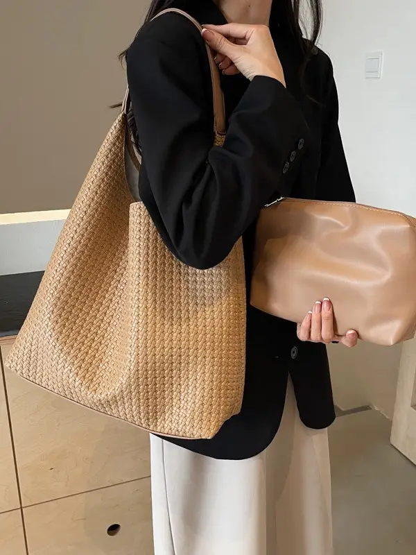 Women's Large Capacity Brown Retro Commuter Tote Bag - Image 6