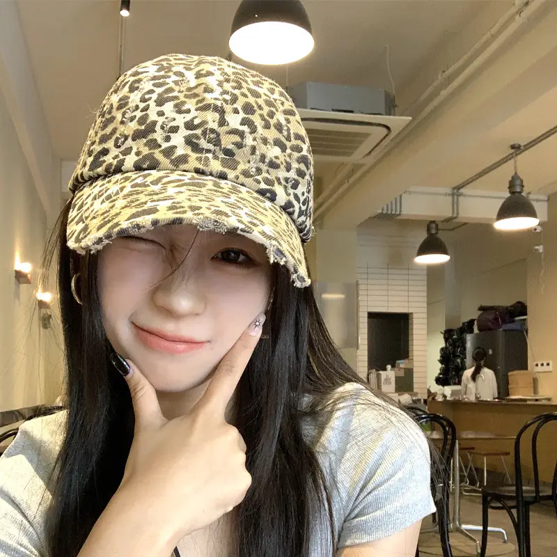 Korean Retro Leopard Print Baseball Cap for Women - Image 4