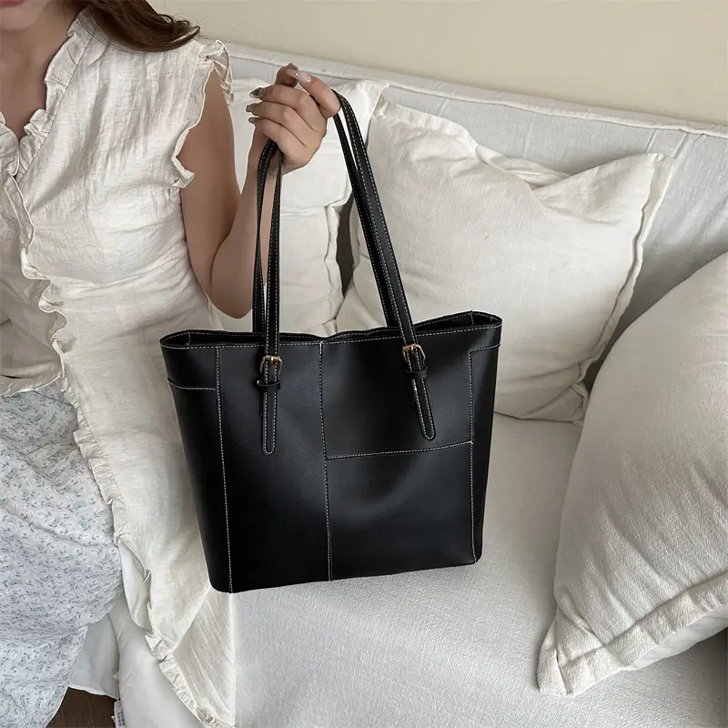 Women's Large Capacity Brown Leather Tote Bag - Image 5
