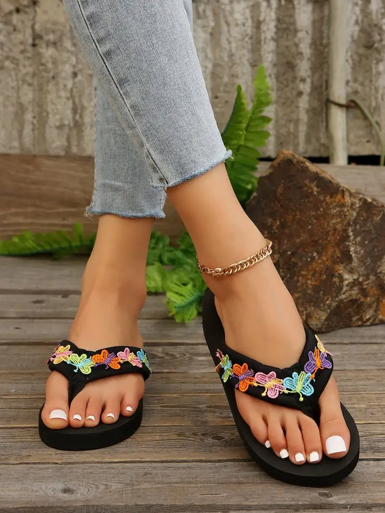 Foreign Trade plus size Flip-flops Women's Summer Indoor Beach Seaside Wear Poop-stepping Bohemian Style Flip-flops — feature 2
