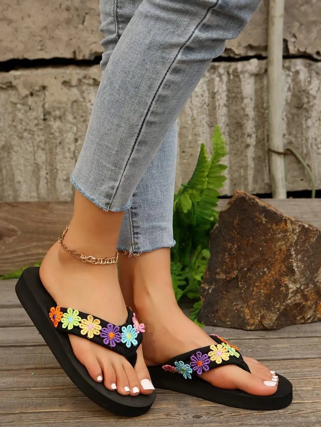 Foreign Trade plus size Flip-flops Women's Summer Indoor Beach Seaside Wear Poop-stepping Bohemian Style Flip-flops — feature 6