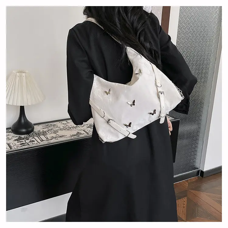 Silver Glitter Shoulder Bag for Women 2024 — feature 9