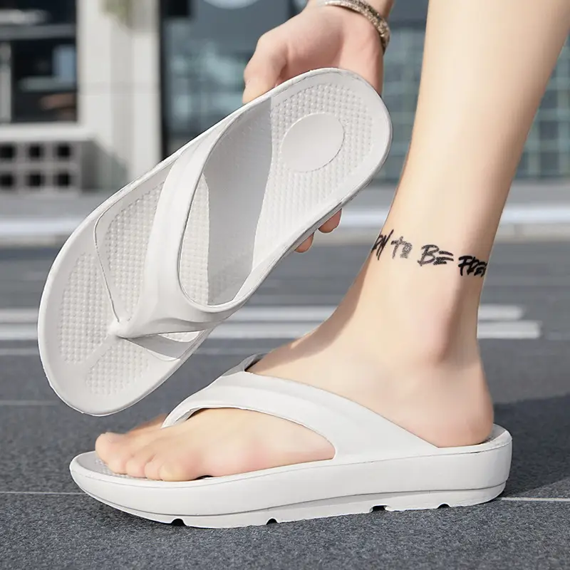 Cross-Border Parent-Child Couple Men's and Women's Large Size Flip-Flops Summer Outer Wear Casual Thick-Soled Beach Slippers Wholesale - Image 2