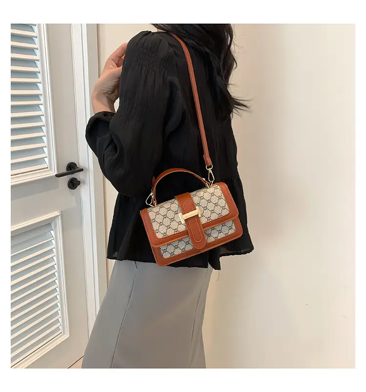 Retro Textured Square Bag for Women 2024 — feature 14