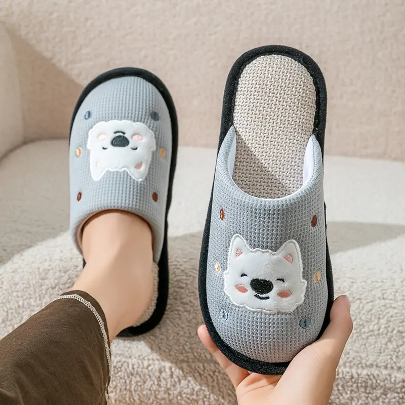 Spring and Autumn Cotton Slippers for Women Four Seasons Winter Indoor Home Use Cotton and Linen Non-Slip Home Couple Wholesale Linen Slippers for Men