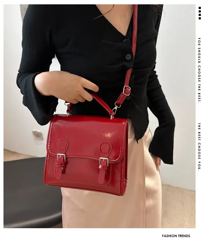 Silver Shoulder Bag for Women 2024 College Style — feature 1