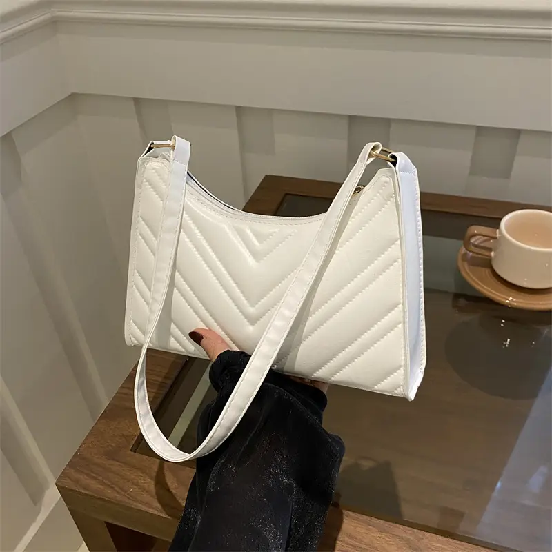 2024 Rhombus Bag for Women Black Chain Shoulder - Image 4