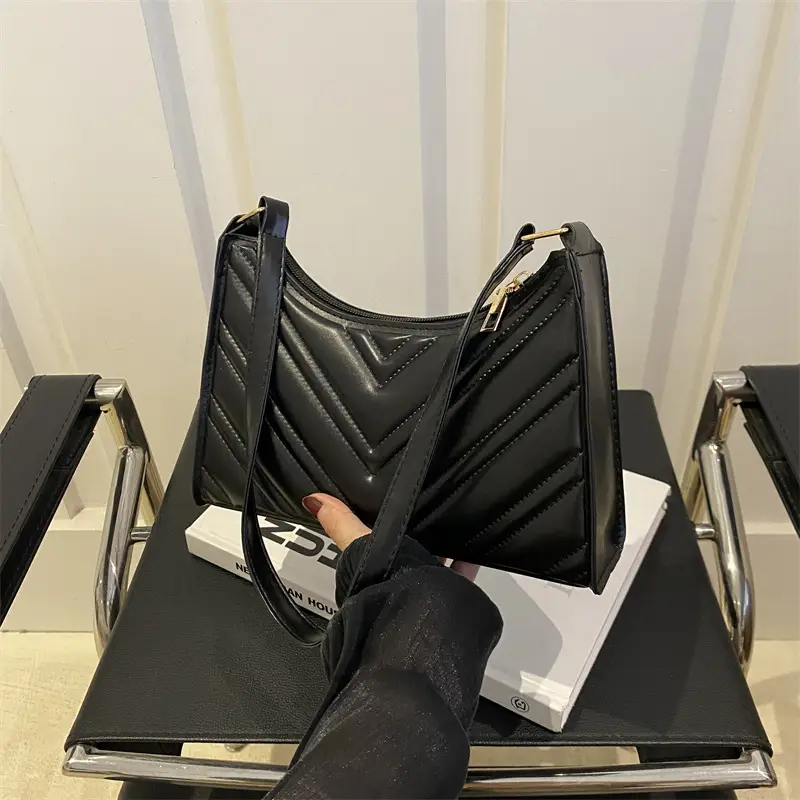 2024 Rhombus Bag for Women Black Chain Shoulder - Image 6