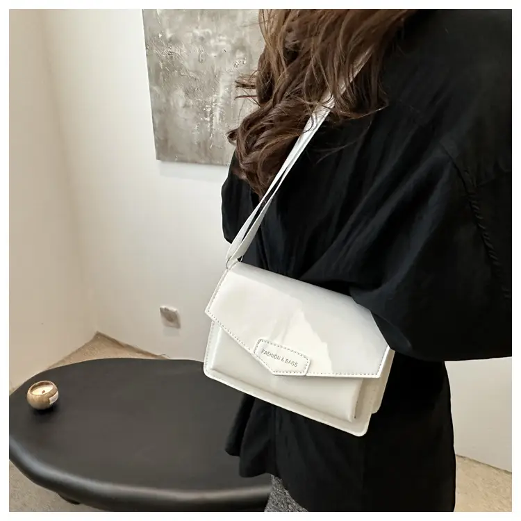 2024 Black K-Style Shoulder Crossbody Bag for Women — feature 7