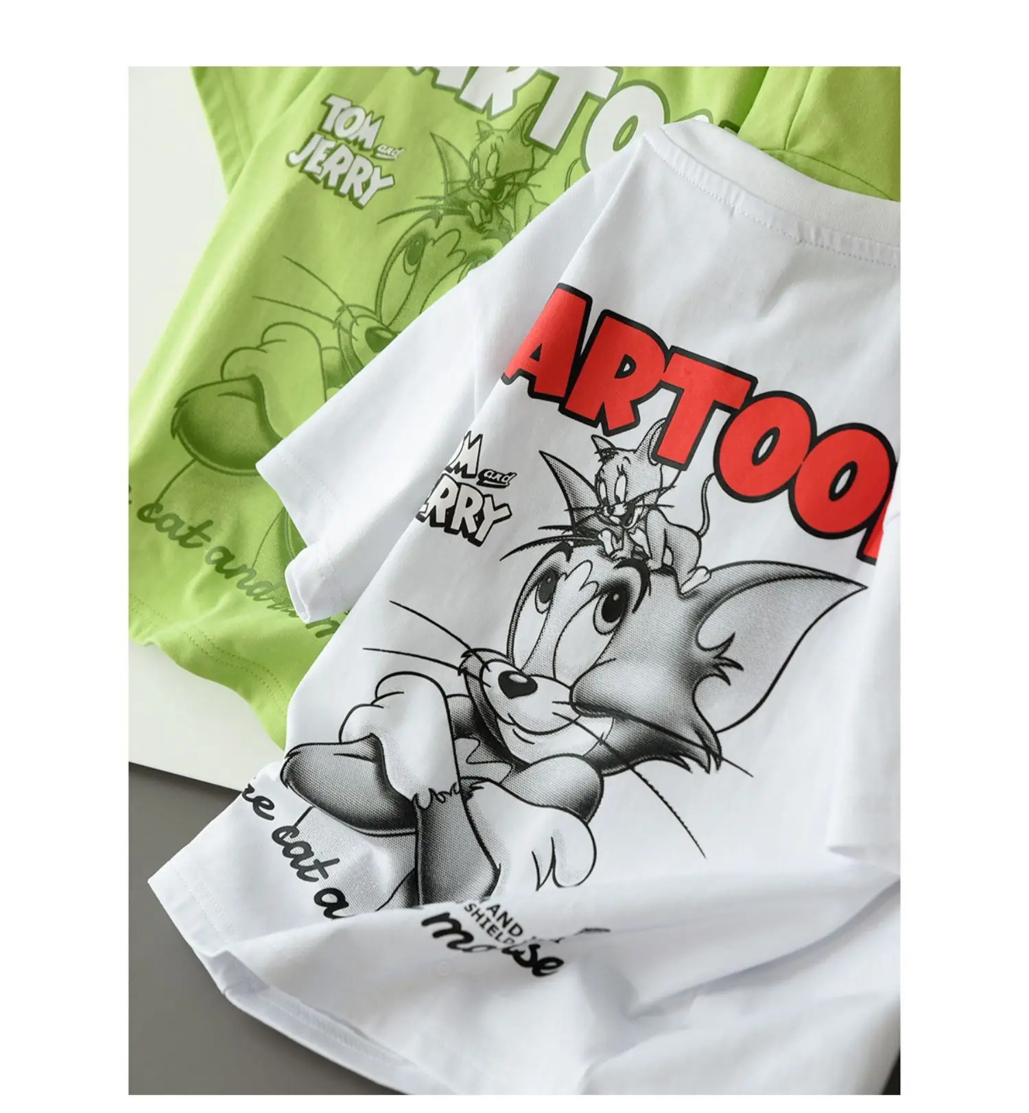 Tom and Jerry Cartoon T-Shirt Green Boys Girls Large — feature 1