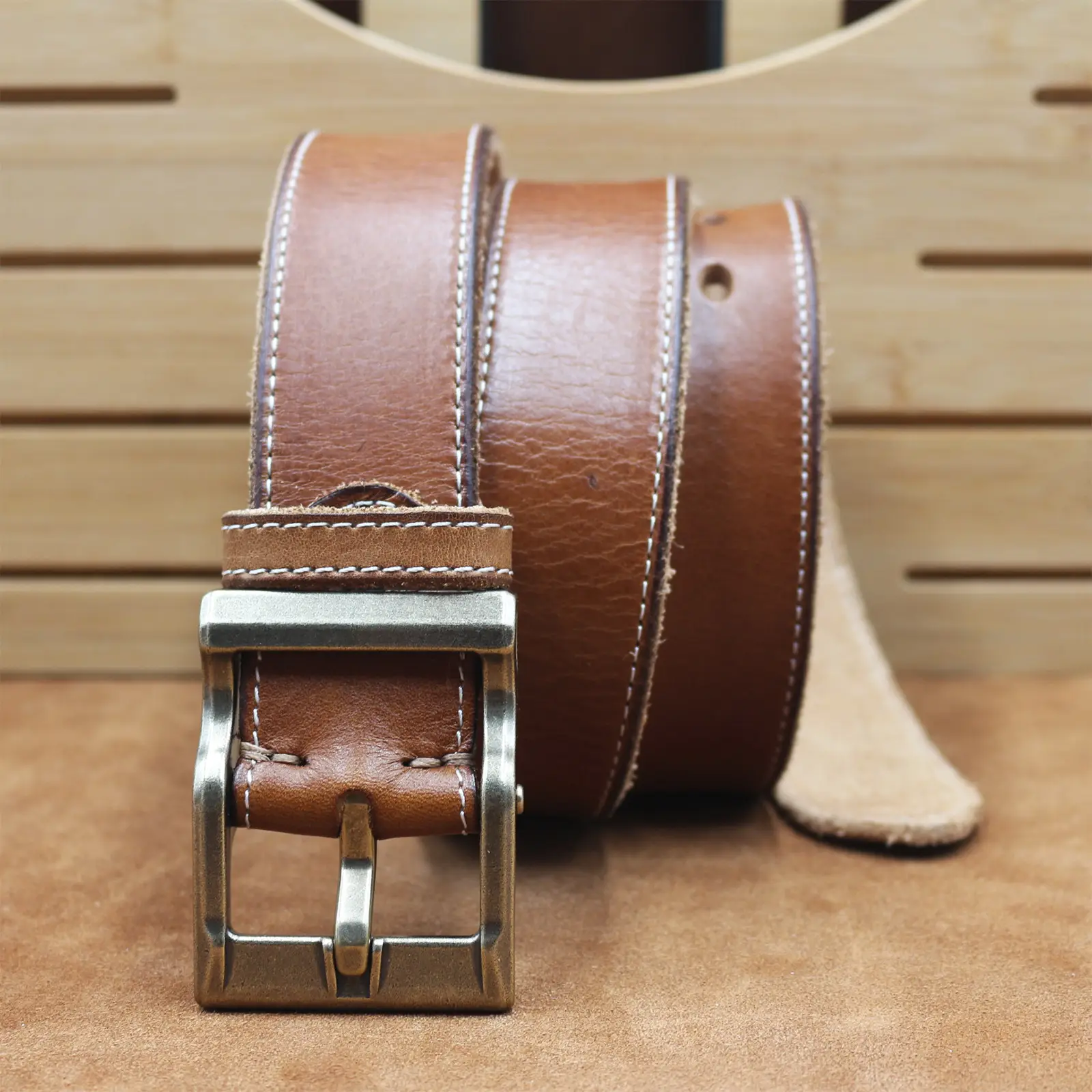 Vintage Brown Leather Belt with Silver Buckle for Men — feature 13