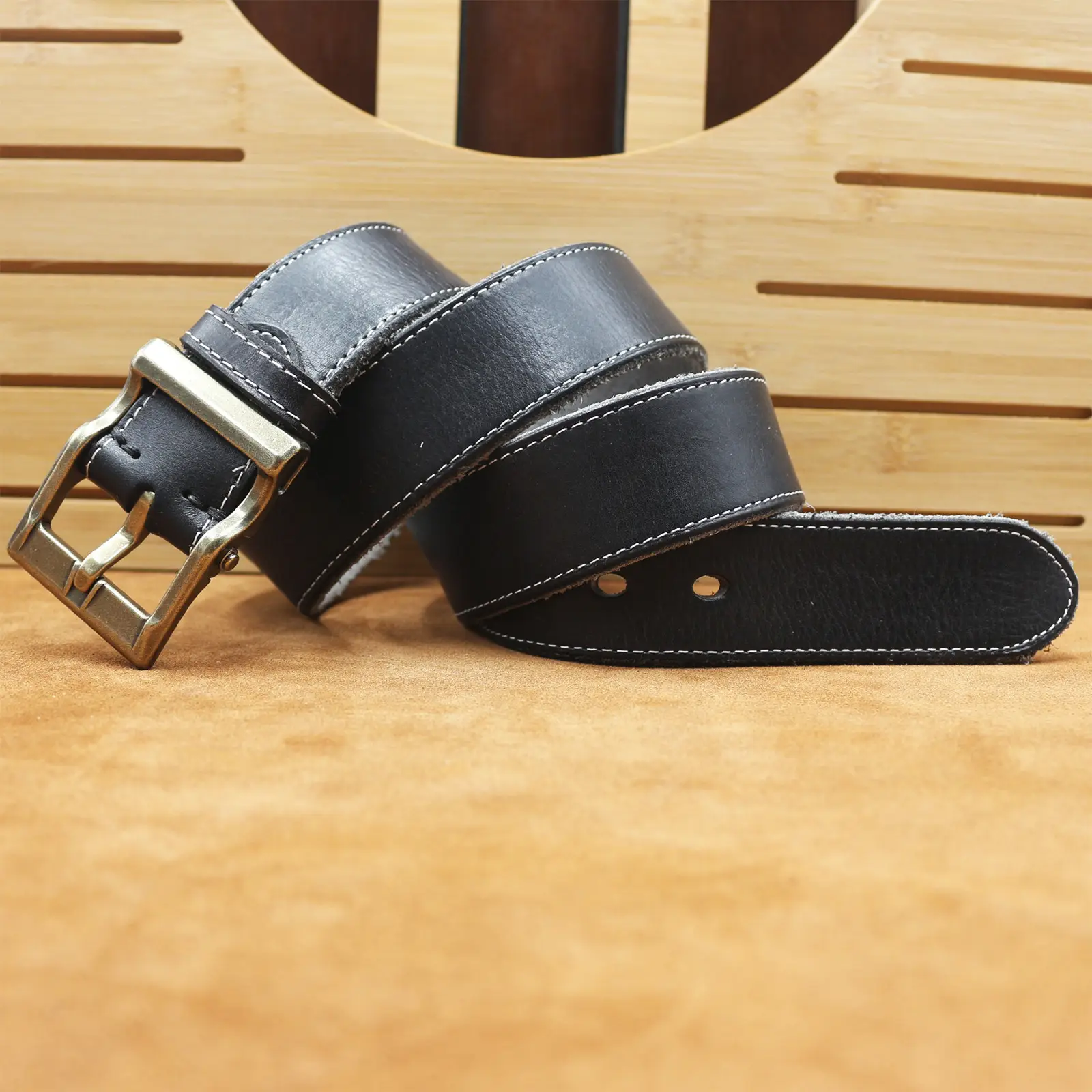 Vintage Brown Leather Belt with Silver Buckle for Men — feature 19