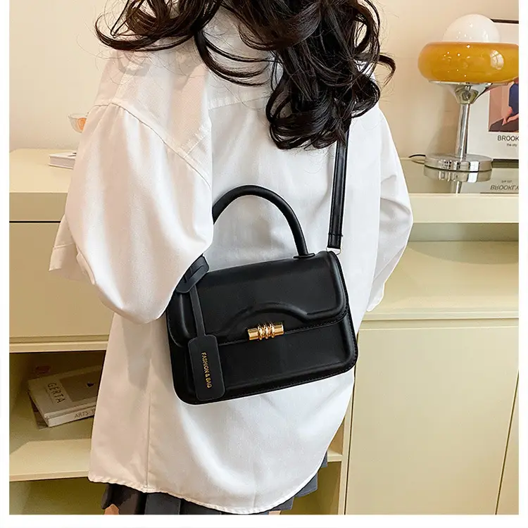 Women's Black Square Shoulder Crossbody Bag 2024 - Image 9