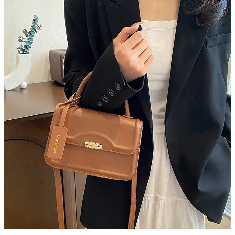 Women's Black Square Shoulder Crossbody Bag 2024 — feature 13
