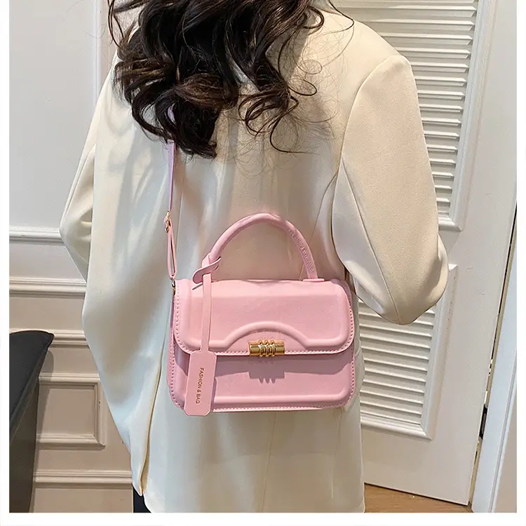 Women's Black Square Shoulder Crossbody Bag 2024 — feature 19