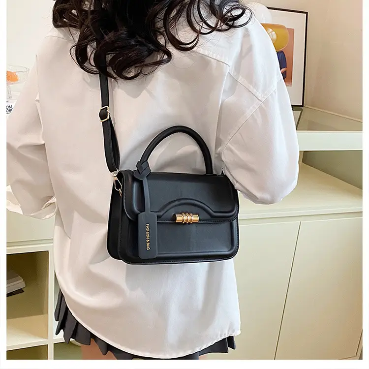 Women's Black Square Shoulder Crossbody Bag 2024 — feature 23