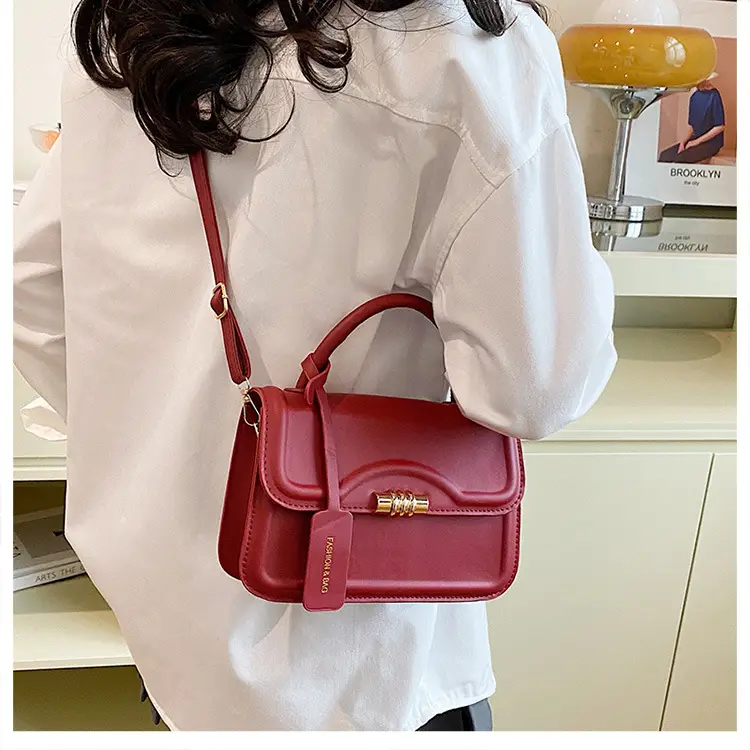 Women's Black Square Shoulder Crossbody Bag 2024 — feature 25