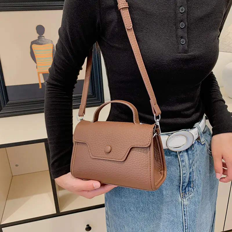 Black Crossbody Bag for Women Summer Fashion - Image 5