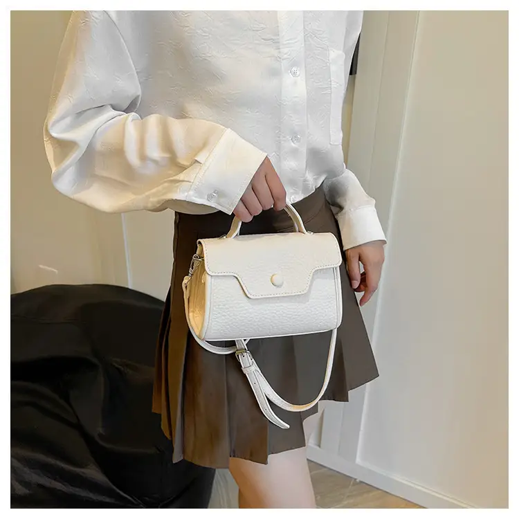 Black Crossbody Bag for Women Summer Fashion - Image 7