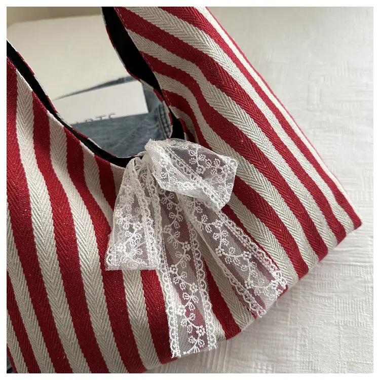 Striped Silk Scarf Large Capacity Shoulder Bag — feature 10