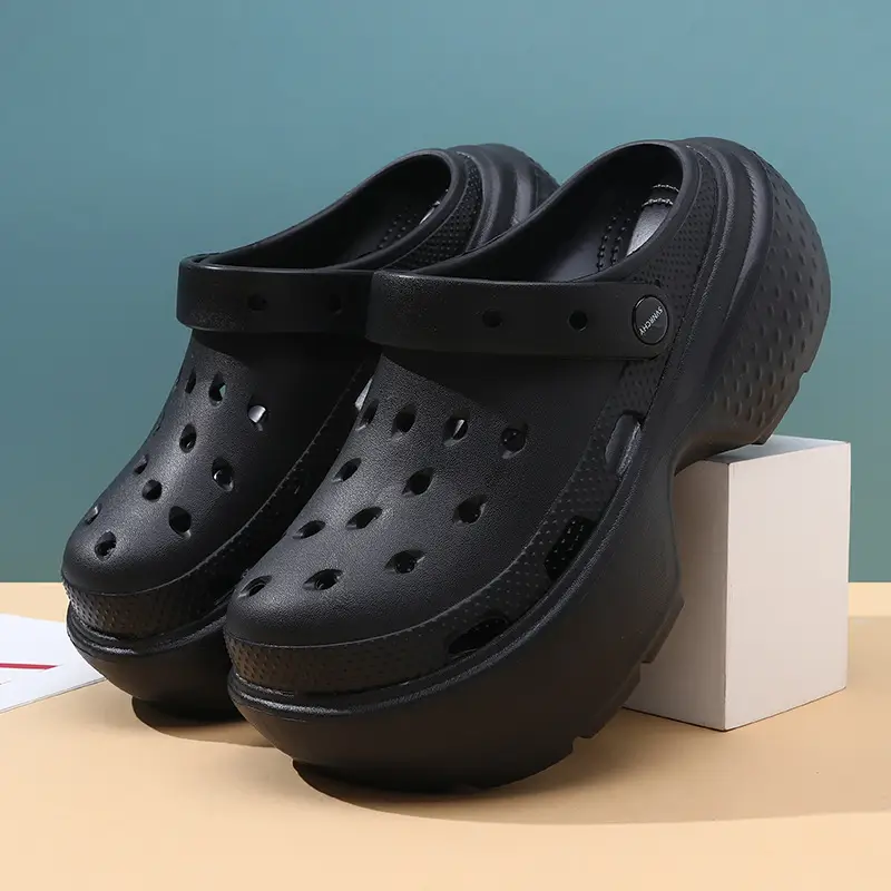 Women's Black Foam Clogs Summer Sandal 2024 - Image 2
