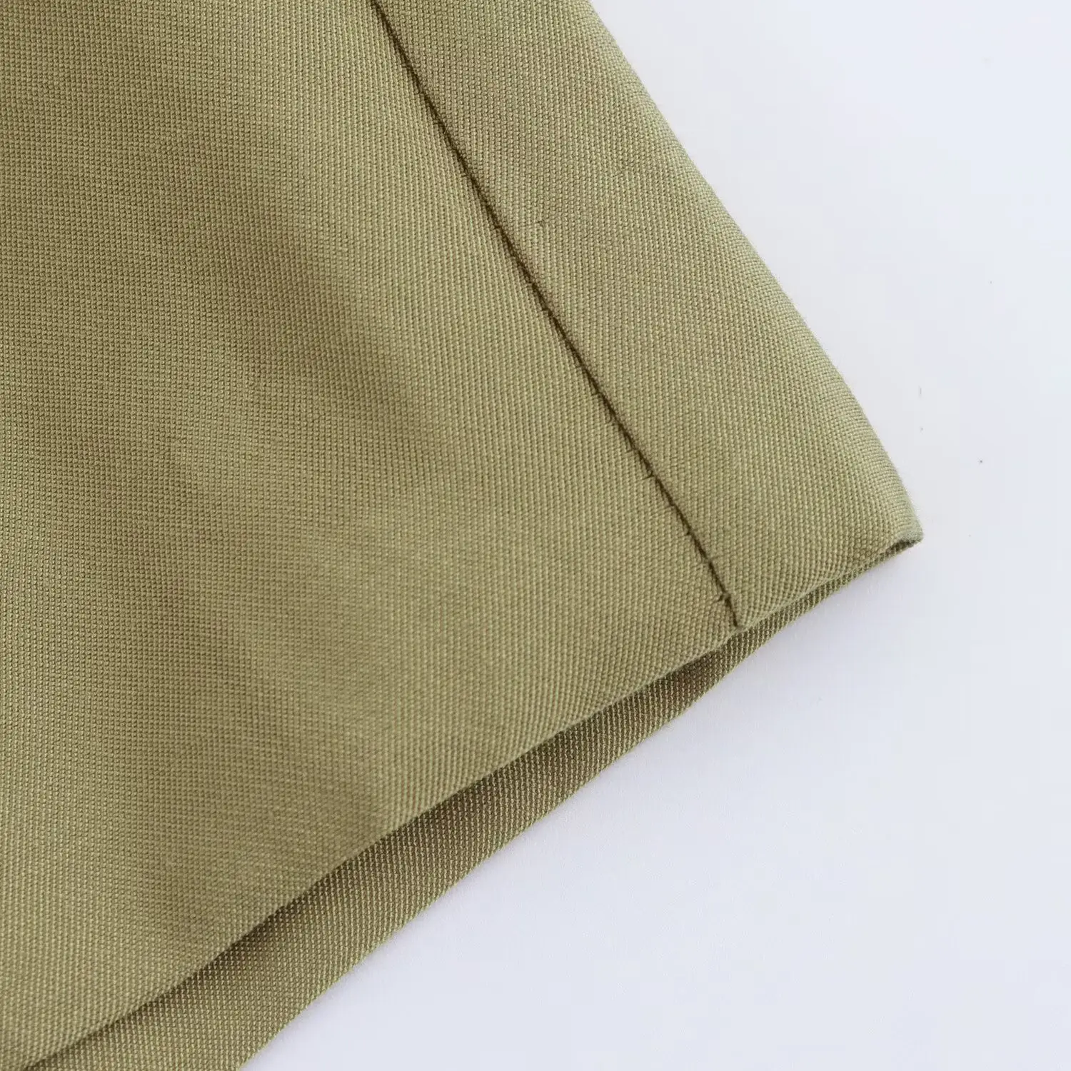 Women's Belted Cotton Shorts Solid Small — feature 14