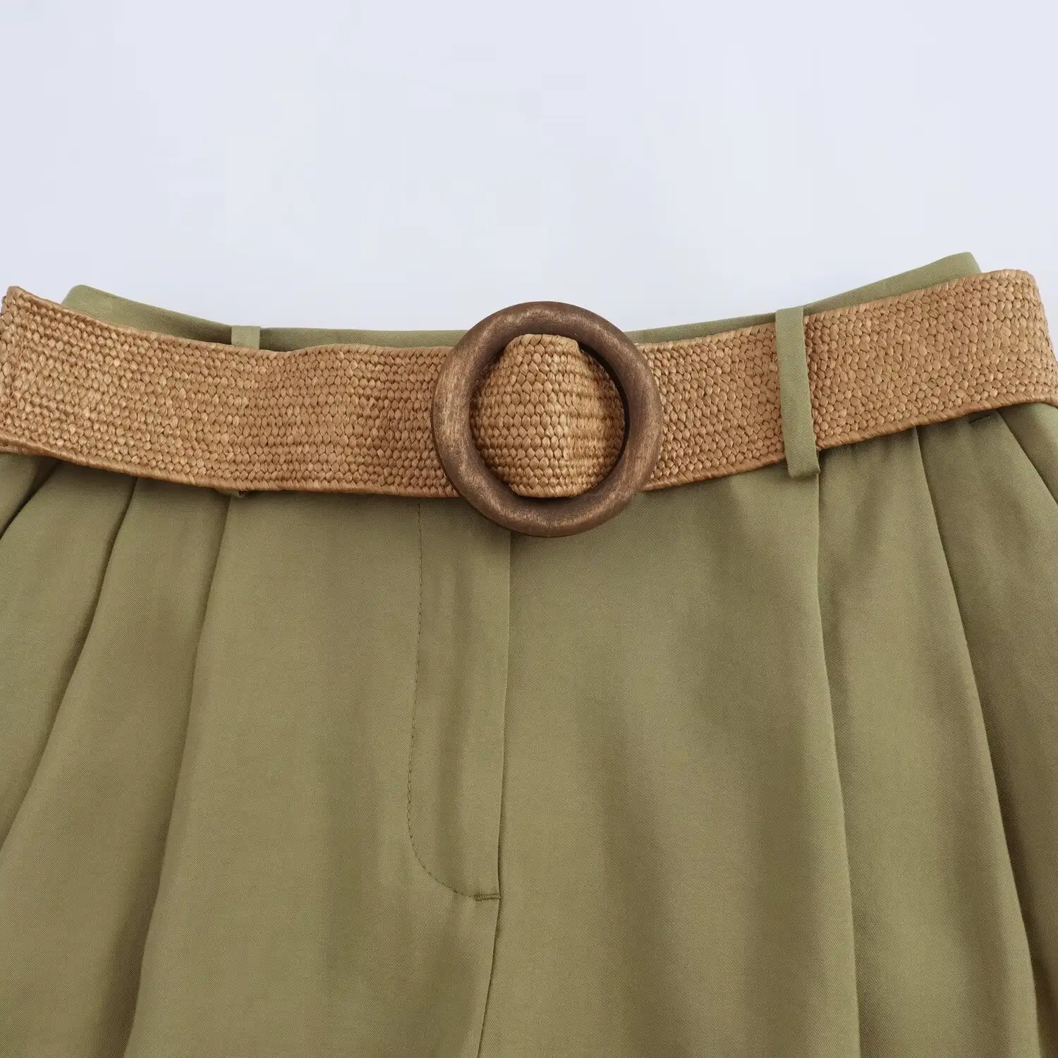 Women's Belted Cotton Shorts Solid Small — feature 8