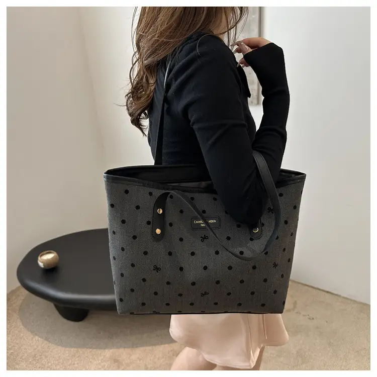 Printed Star Fashion Commuter Tote Bag Large Capacity 2024 — feature 11