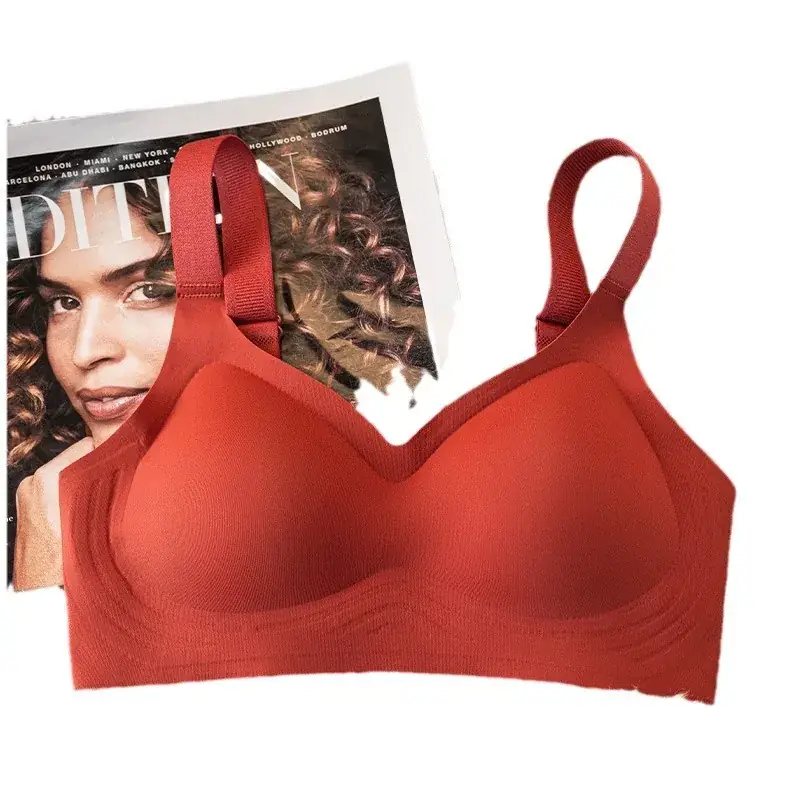 Minimalist Invisible Bra with Detachable Straps - Image 11