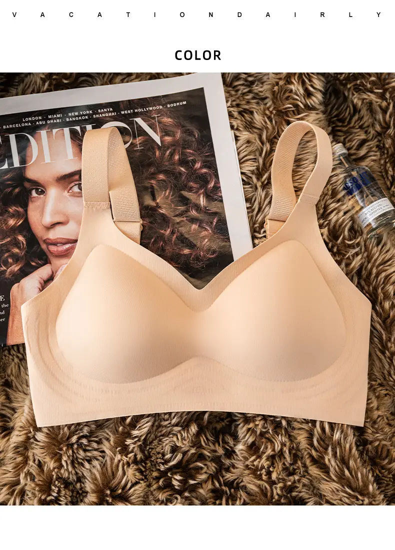 Minimalist Invisible Bra with Detachable Straps — feature 15
