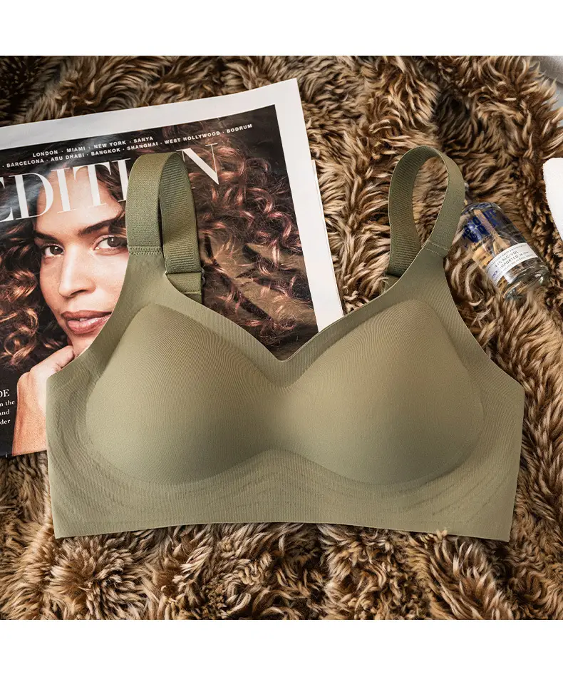 Minimalist Invisible Bra with Detachable Straps — feature 18