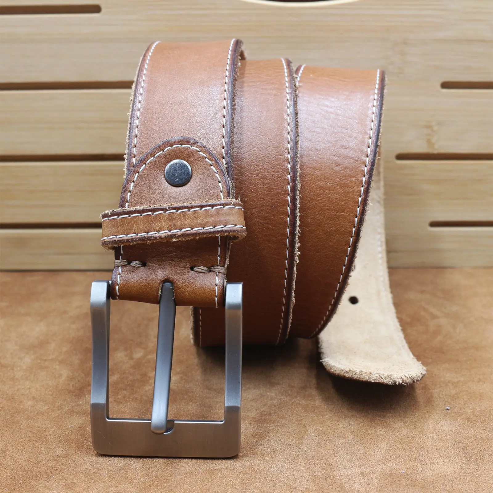 Men's Cowhide Pin Buckle Belt Brown Leather — feature 18