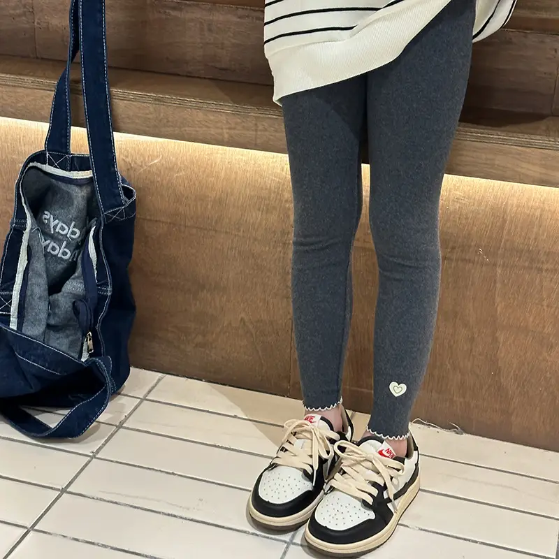 Girls' Grey Black Button Leggings Korean Style Warm School Pants — feature 2
