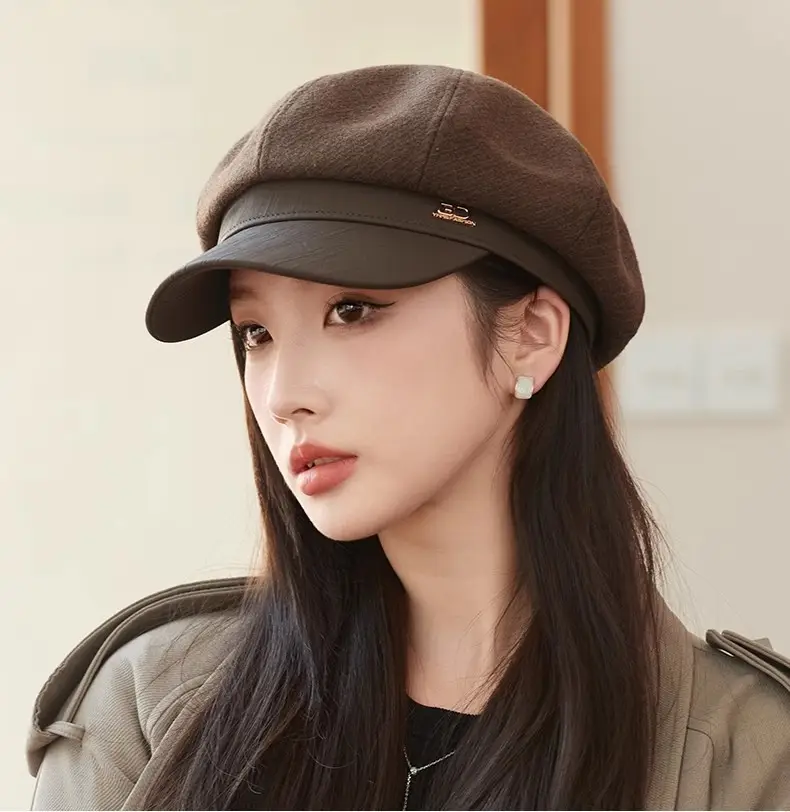 Women's White Leather Spliced Beret Hat Autumn Winter — feature 1