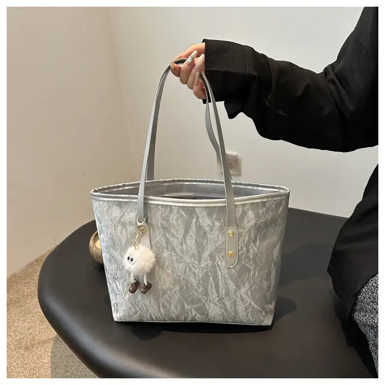 Women's Large Capacity Shoulder Bag White 2025 — feature 12