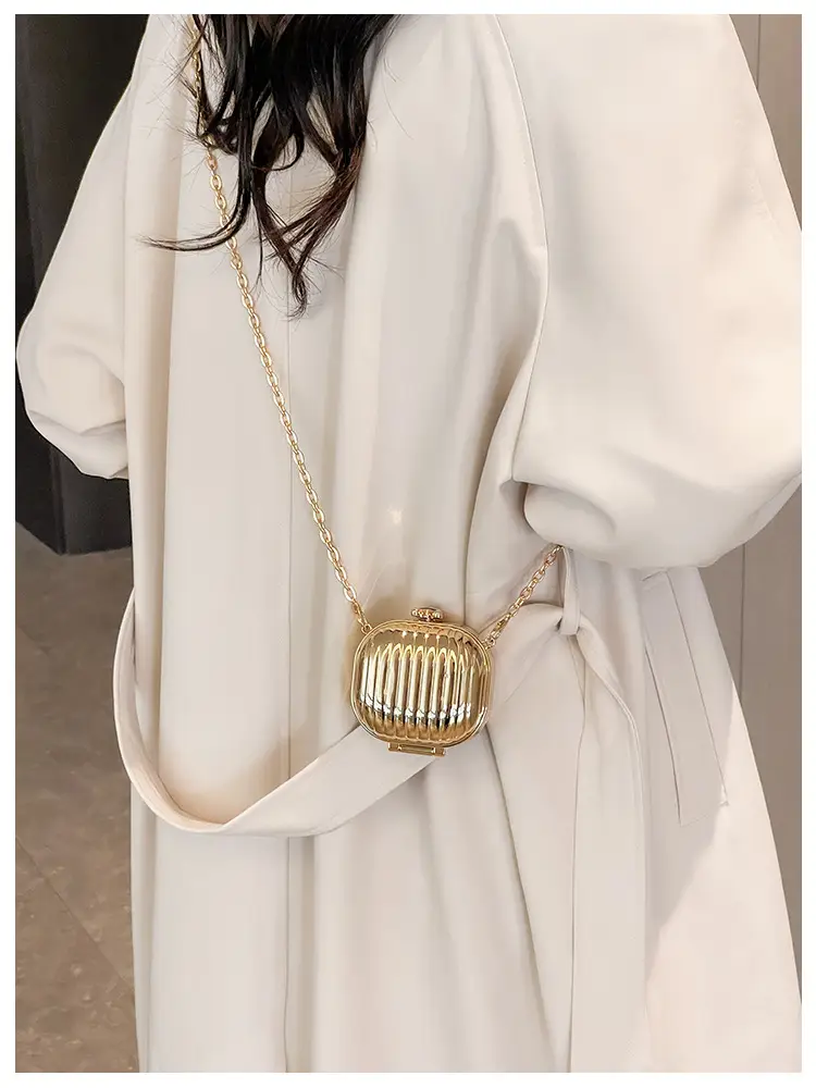 Golden Coin Purse Crossbody Bag 2026 Fashion — feature 13